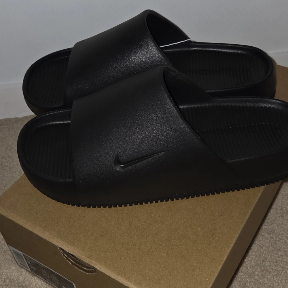 Nike Men's Black Slide Sandals